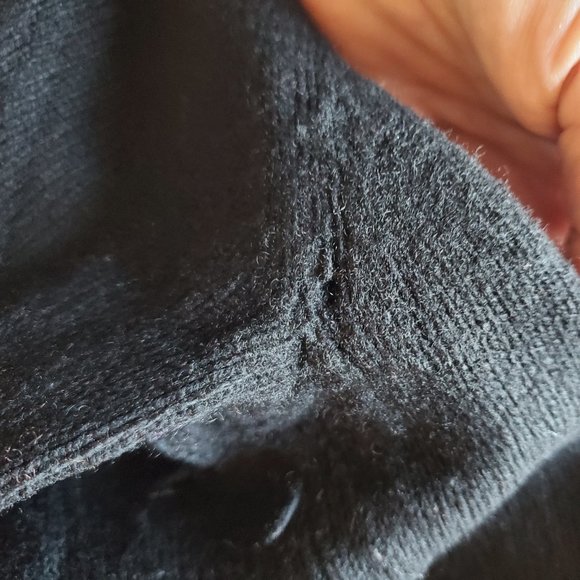 Banana Republic Pullover sweater - Picture 9 of 13